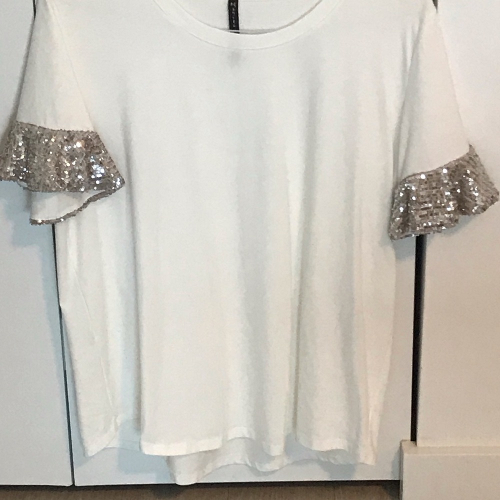 Manila Grace Elegant White Dress with Silver Sequin Sleeves